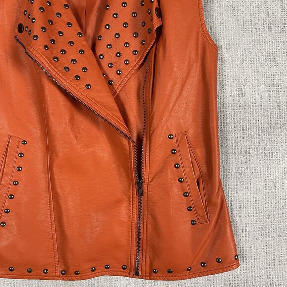 V Cristina Vest Women’s Size Medium Orange Studded Sleeveless Faux Leather NWT - Picture 8 of 14